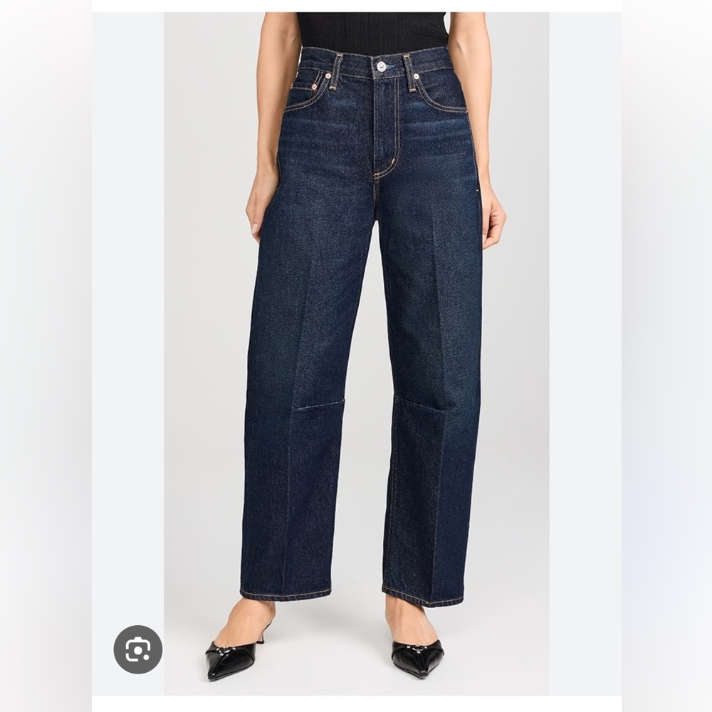 Citizens of Humanity- Miro relaxed jeans
Bravo color